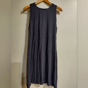 Reversible grey/blank dress